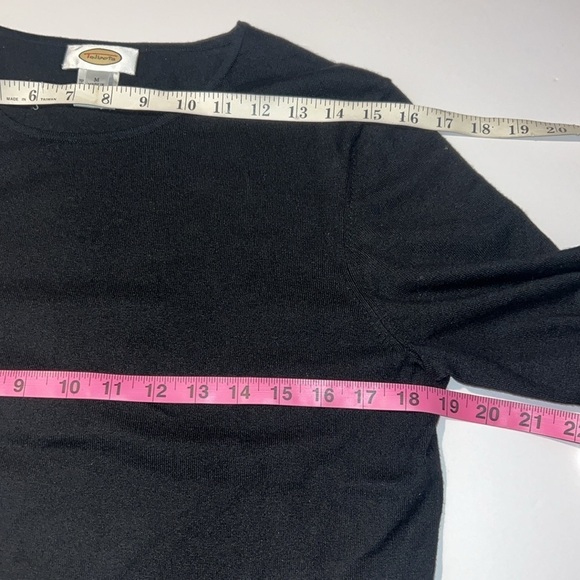 Talbots Black Cashmere Silk Blend With Elegant Pearls On Sleeves Size Medium - Picture 3 of 9